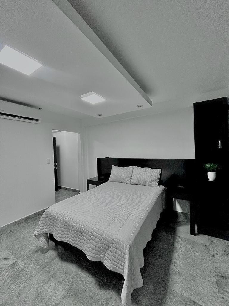 Hotel And Suites Cananea Zewnętrze zdjęcie